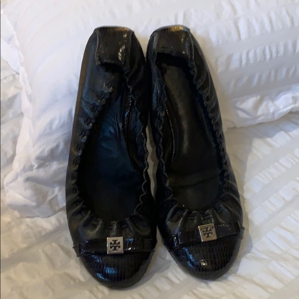 Tory Burch bow flats